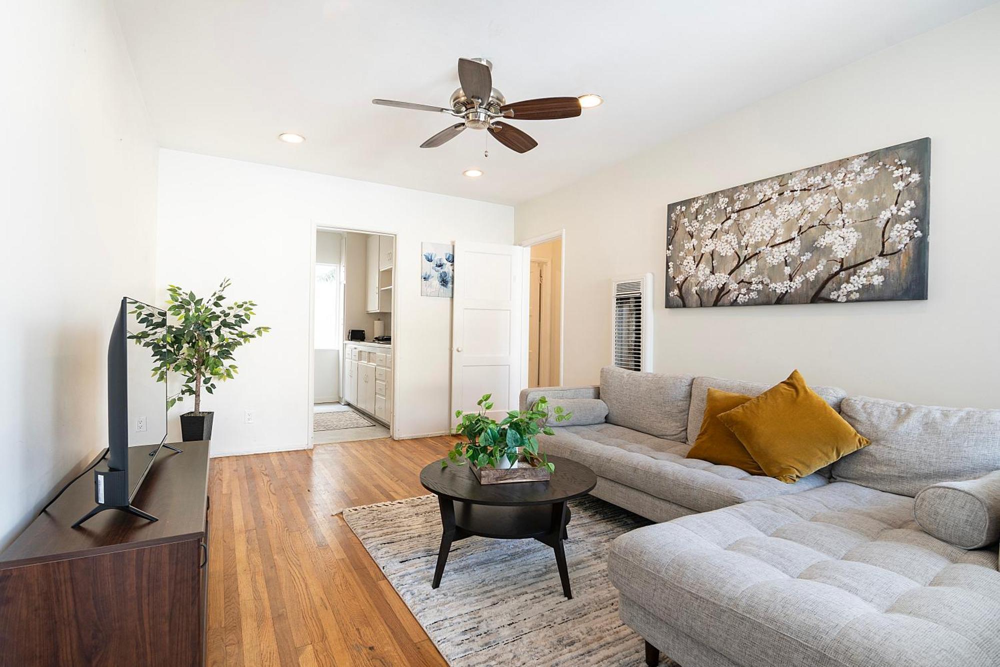 Second-floor 1-br Near Beverly Hills And Angeles Attractions * Los Ángeles